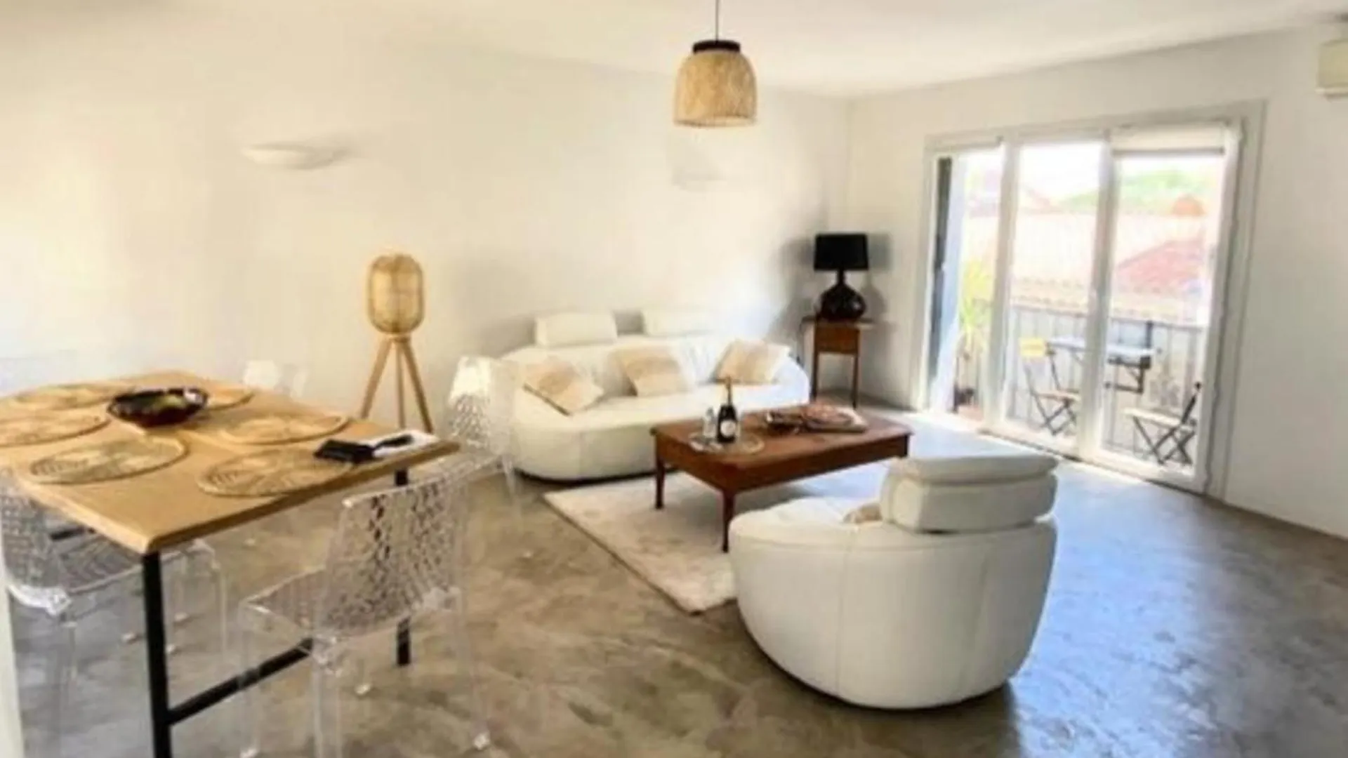 Spacious House With Balcony Sainte-Maxime